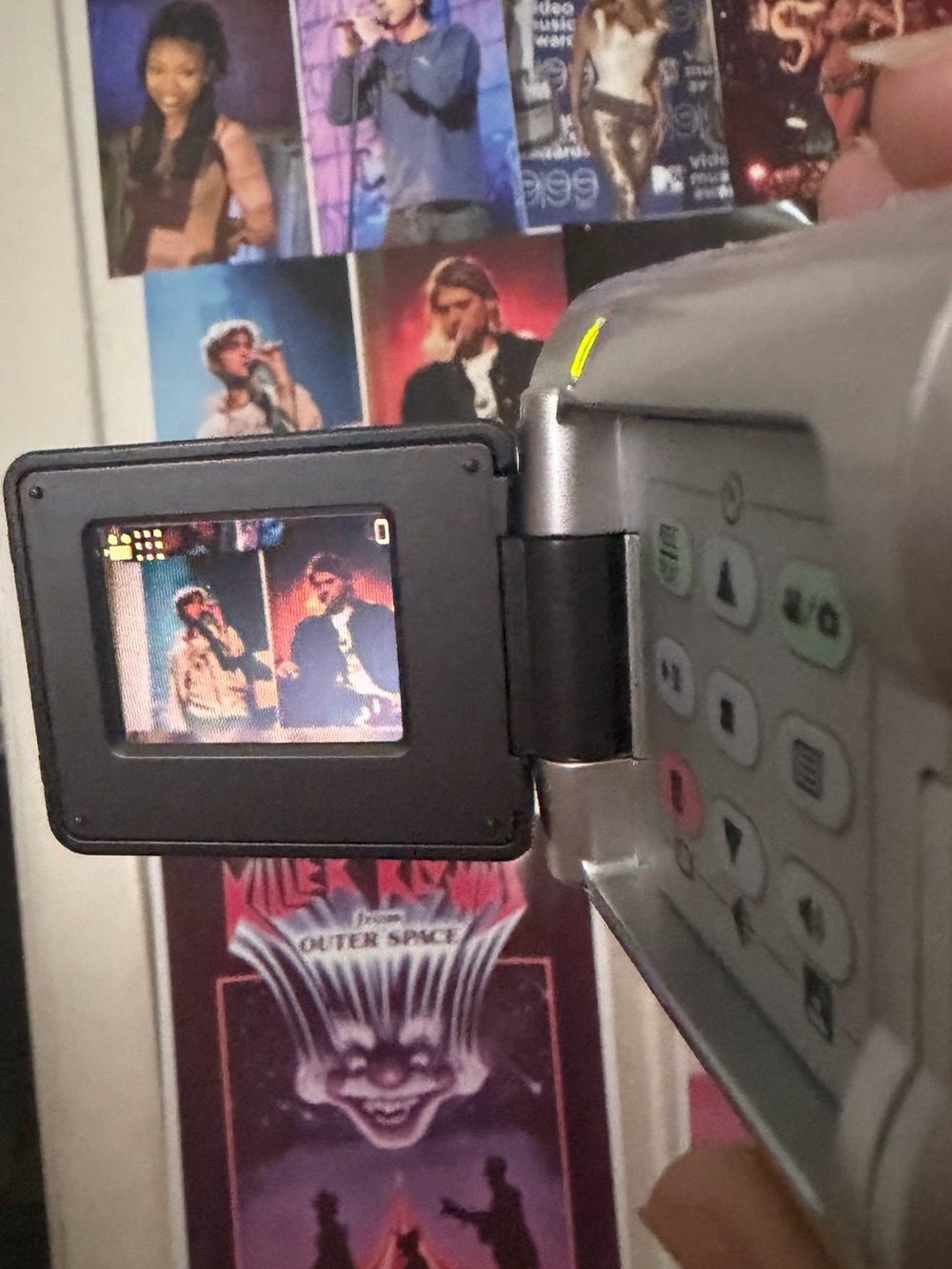 Mustek DV3000 Multifunctional Mini
Digital Video - Picture 8 of 8